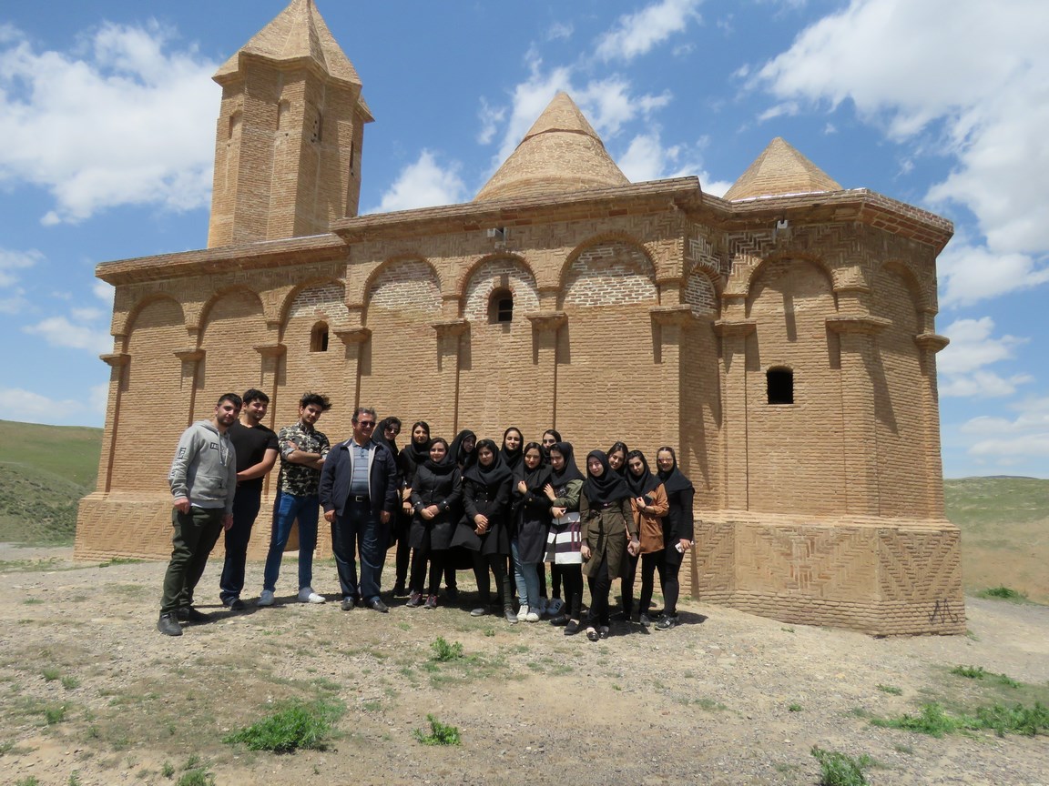 اردوی علمی دانشجویان معماری روستای منور – زبرلو 1396